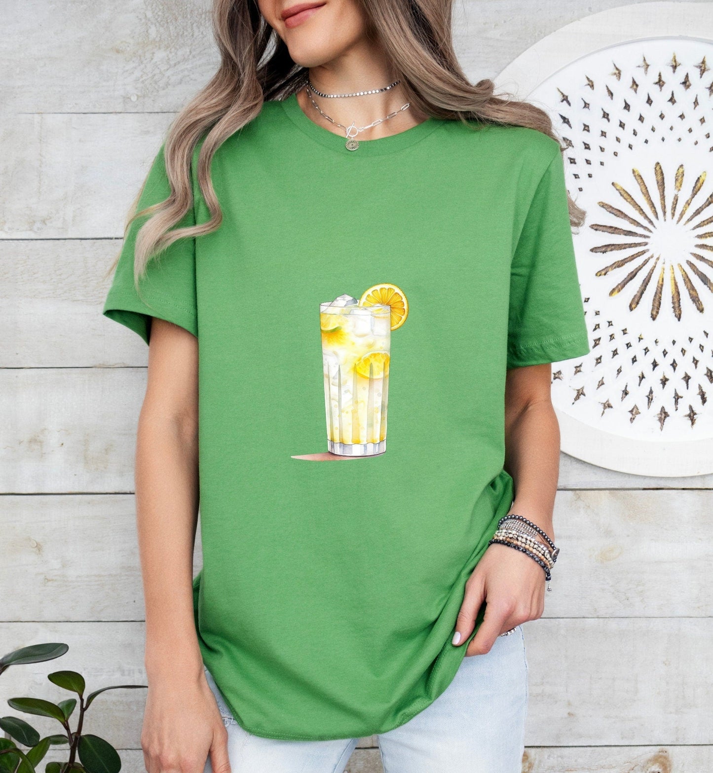 Ramos Gin Fizz Groom or Bride Cocktail Bar Shirt - Minimalist Aesthetic T-Shirt for Bachelor or Hen Party - Fun and Chic Design - Raiden Gate Design