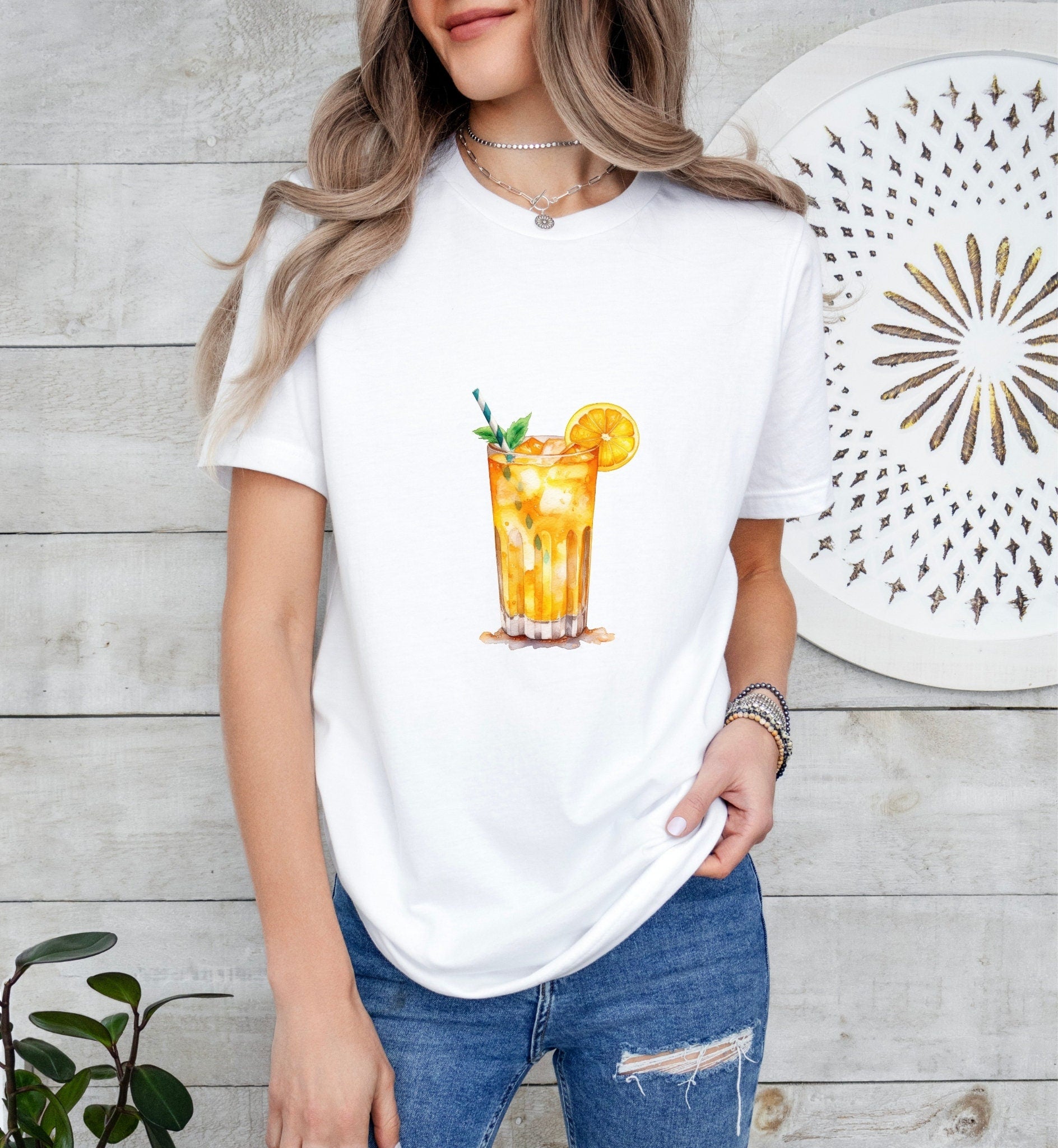 Screwdriver Groom or Bride Cocktail Bar Shirt - Minimalist Aesthetic T-Shirt for Bachelor or Hen Party - Fun and Chic Design - Raiden Gate Design