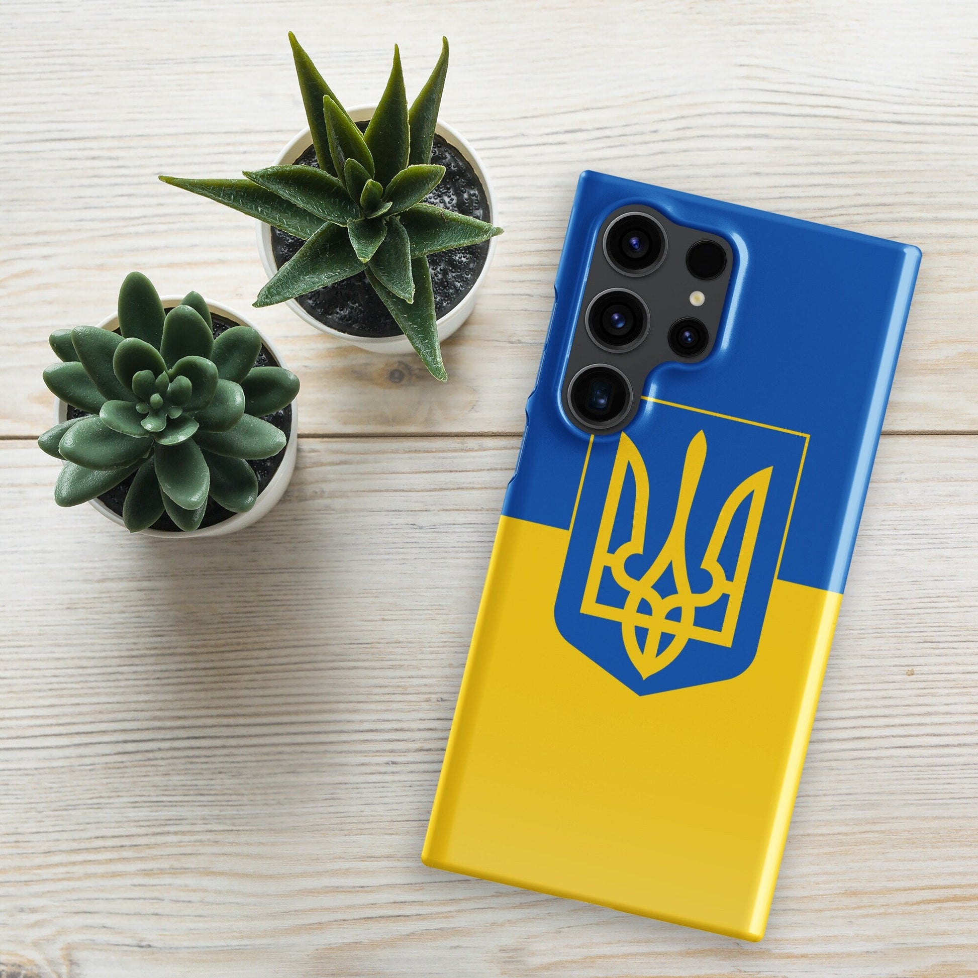 Ukraine Flag Samsung Galaxy Phone Case for Samsung S24 and Samsung S23 for Patriots - Raiden Gate Design