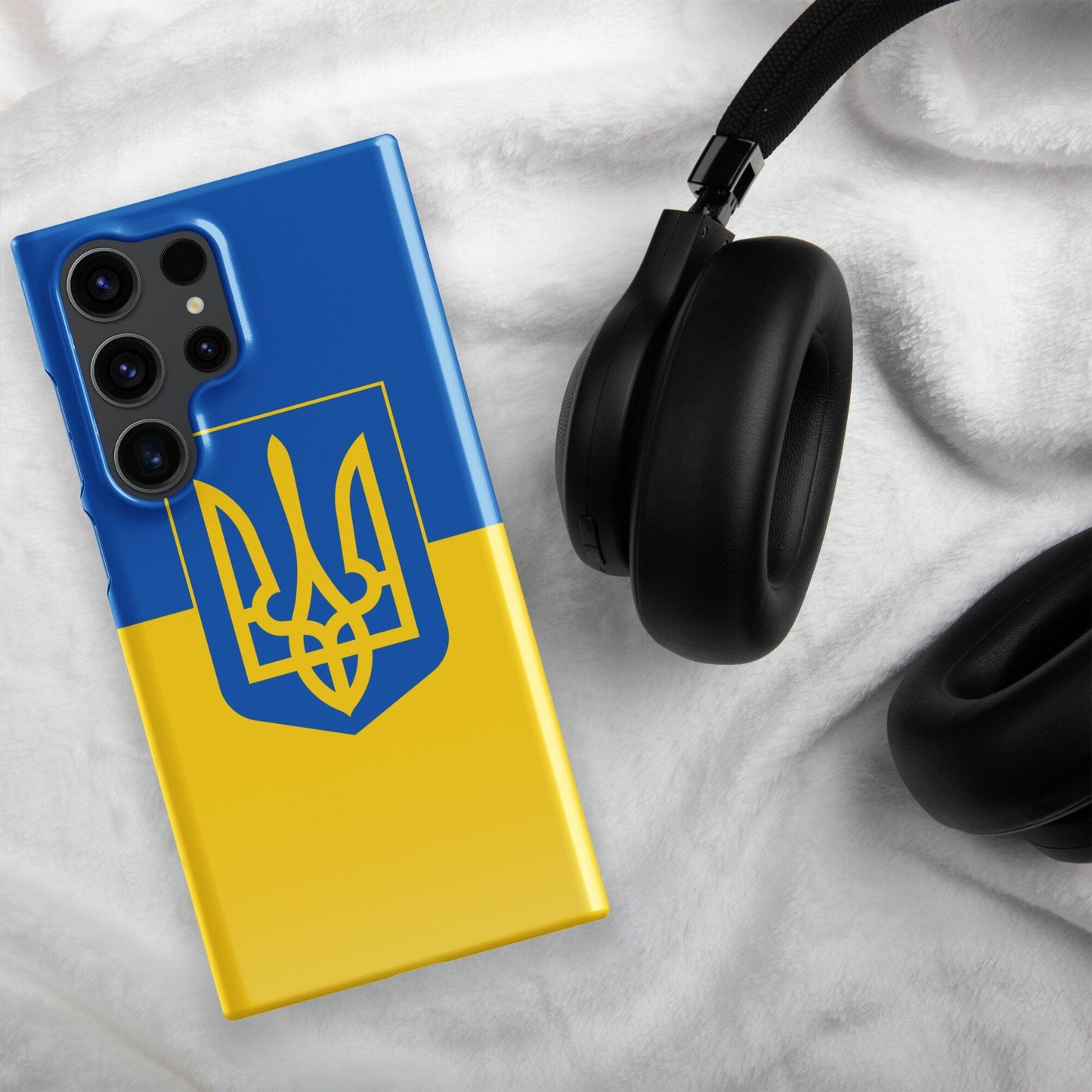 Ukraine Flag Samsung Galaxy Phone Case for Samsung S24 and Samsung S23 for Patriots - Raiden Gate Design