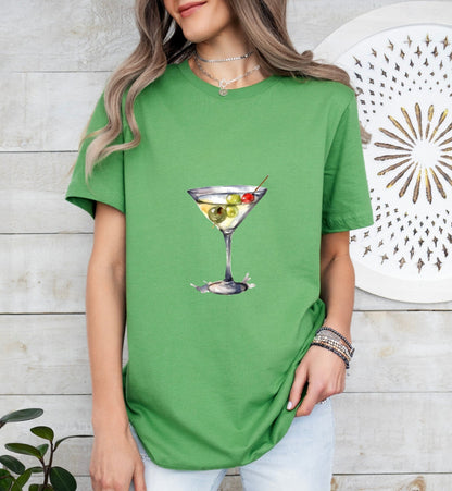 Vodka Martini Cocktail Groom or Bride Cocktail Bar Shirt - Minimalist Aesthetic T-Shirt for Bachelor or Hen Party - Fun and Chic Design - Raiden Gate Design